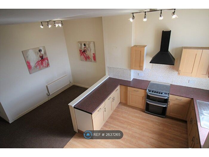 2 Bedroom Flat To Rent In Whalley Road, Clayton Le Moors, Accrington, BB5