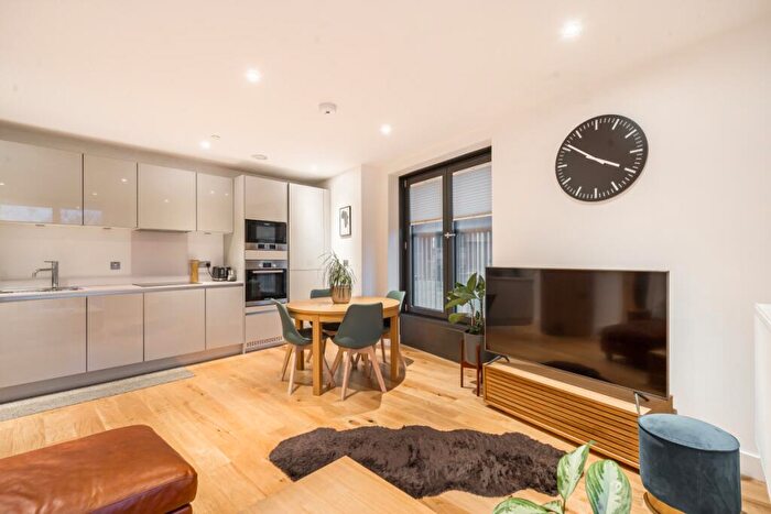 1 Bedroom Apartment For Sale In Station Road London, SE13