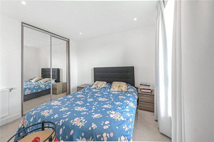 1 Bedroom Flat To Rent In Edwin House, Southall, UB1