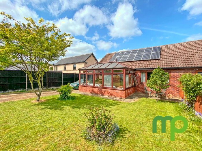 2 Bedroom Semi-Detached Bungalow For Sale In Wicklewood, Wymondham, NR18