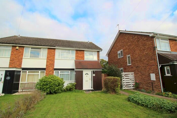 4 Bedroom Semi-Detached House To Rent In Burnt Common Close, Ripley, GU23