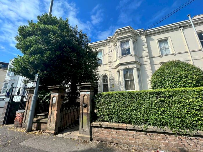 2 Bedroom Apartment To Rent In Clarendon Street, NG1