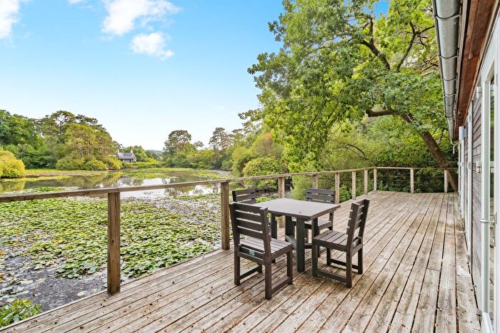 2 Bedroom Lodge For Sale In Newton Road, Bovey Tracey, Newton Abbot, TQ13