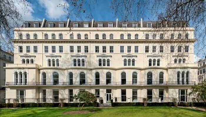 1 Bedroom Flat To Rent In Kensington Gardens Square, London, W2