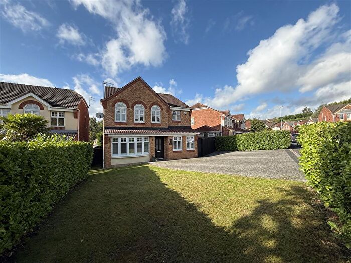 4 Bedroom Detached House For Sale In Whimberry Drive, Stalybridge, SK15