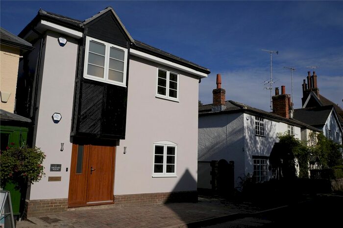 2 Bedroom Flat For Sale In Orchard House, The Street, Albury, Guildford, Surrey, GU5