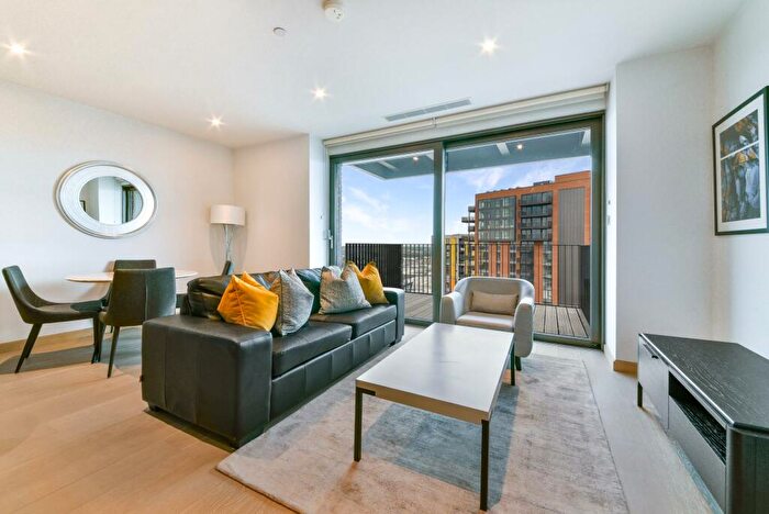 1 Bedroom Apartment To Rent In Legacy Building, Embassy Gardens, London, SW11