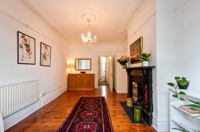5 Bedroom House For Sale In Drayton Road, Leytonstone, London, E11