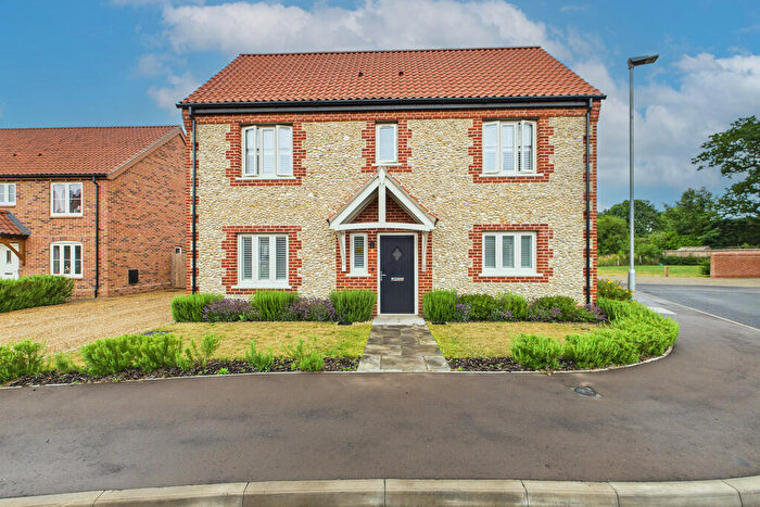 3 Bedroom Detached House For Sale In The Gathering, Great Hockham, IP24