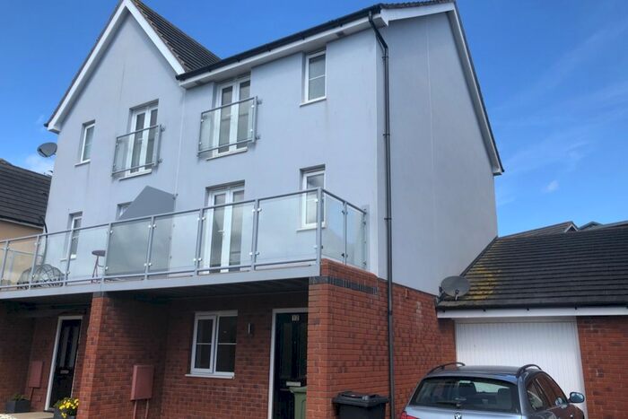 3 Bedroom Terraced House To Rent In Triumph Place, Teignmouth, Devon, TQ14