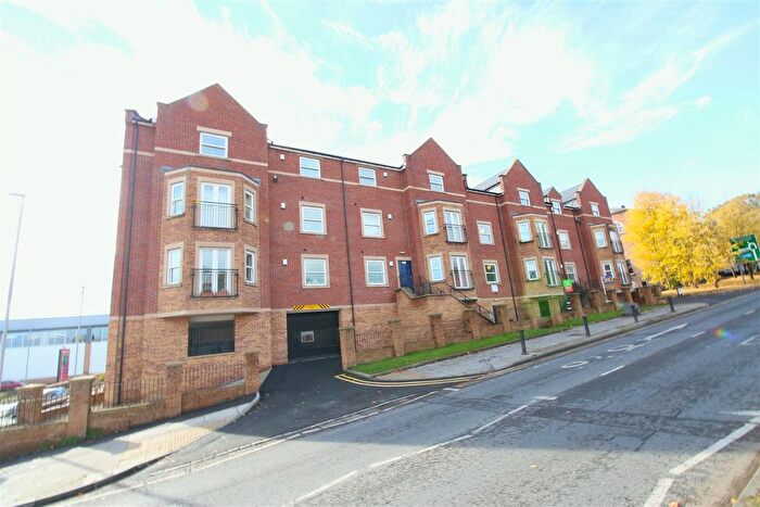 2 Bedroom Flat For Sale In Victoria Road, Darlington, DL1