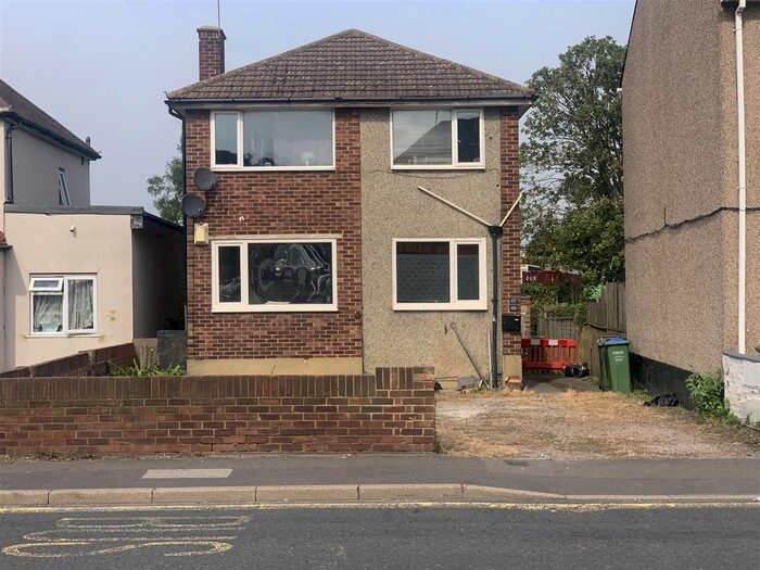 2 Bedroom Maisonette To Rent In Lower Road, Belvedere, Kent, DA17