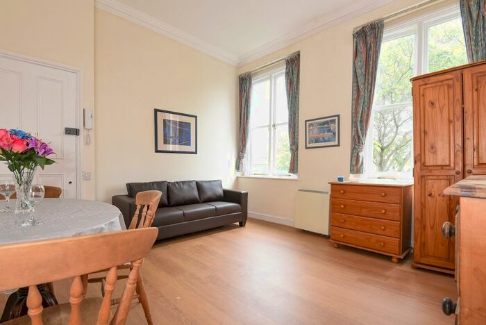 1 Bedroom Flat To Rent In Trebovir Road, London, SW5