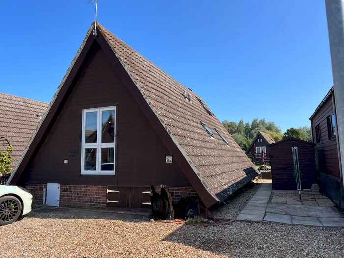 2 Bedroom Lodge To Rent In Isleham Marina, Fen Bank, Ely, Cambridgeshire, CB7