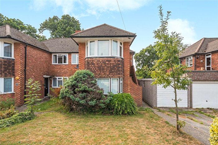 2 Bedroom Maisonette For Sale In Prescott Avenue, Petts Wood, Orpington, BR5