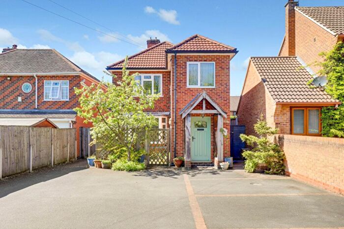 3 Bedroom Detached House For Sale In Morley Road, Oakwood, DE21