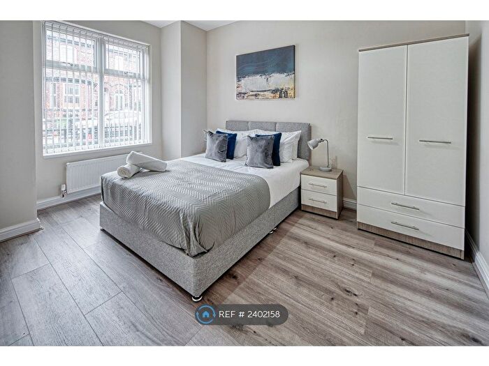 5 Bedroom Terraced House To Rent In Parkhill Avenue, Manchester, M8