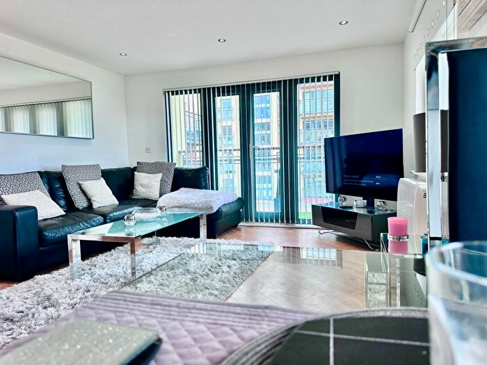 2 Bedroom Flat To Rent In Fishermans Way, Maritime Quarter, Swansea, SA1