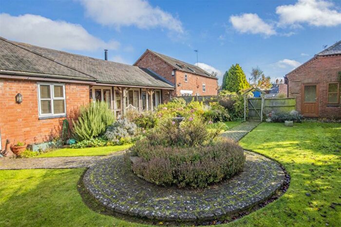 3 Bedroom Barn Conversion For Sale In Hall Lane, Welford, Northampton, NN6