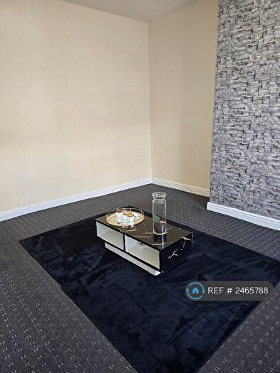 3 Bedroom Terraced House To Rent In Loughrigg Street, Bradford, BD5