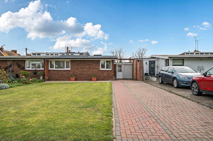 2 Bedroom Semi-Detached Bungalow For Sale In Ready To Move In To Bungalow In Quiet Village, ME9