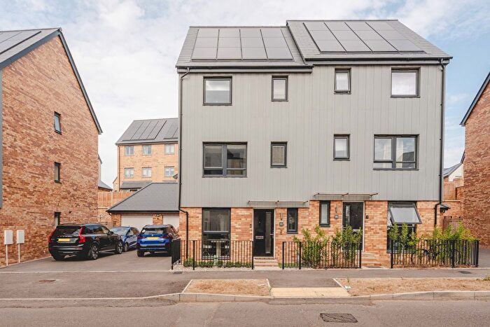 4 Bedroom Semi Detached House For Sale In Bridgeman Way, Bristol, BS10