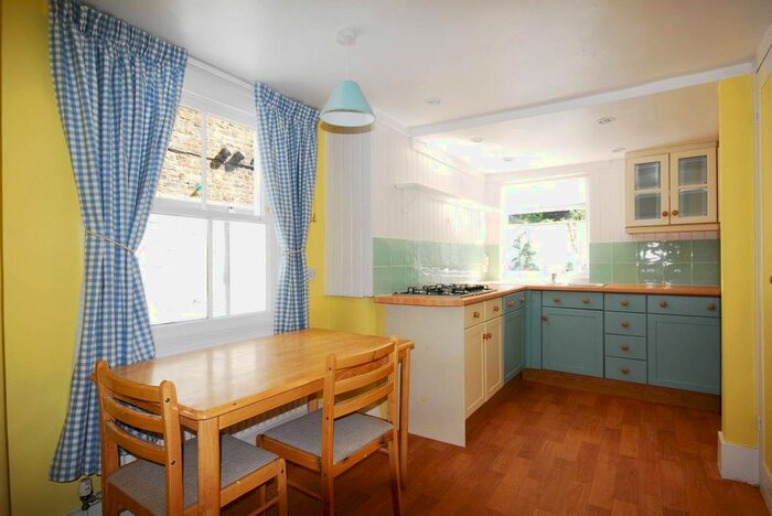 4 Bedroom Property To Rent In Ingelow Road, Battersea, London, SW8