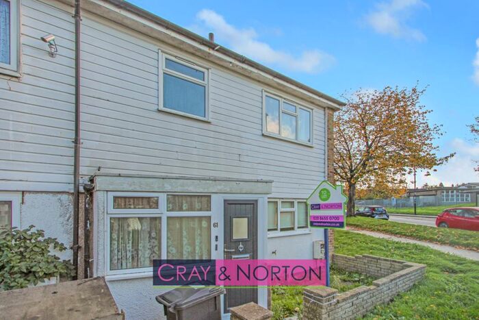 3 Bedroom End Of Terrace House To Rent In Oakbank, New Addington, CR0