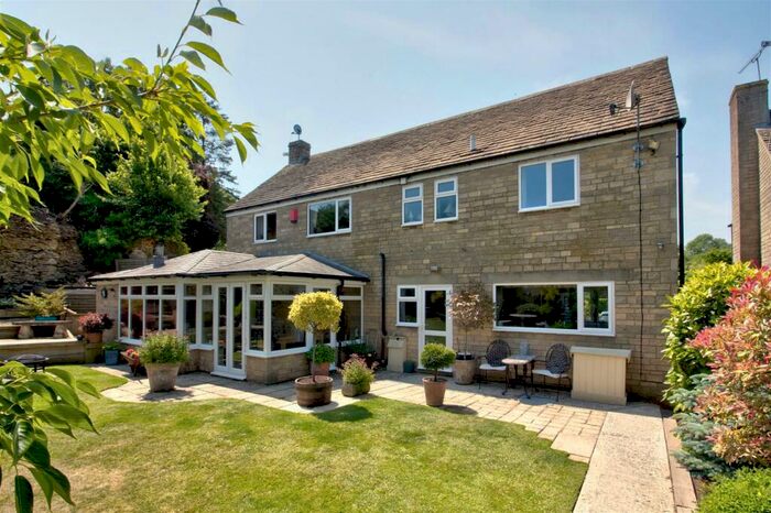 4 Bedroom Detached House For Sale In Waingate, Corston, Malmesbury, SN16