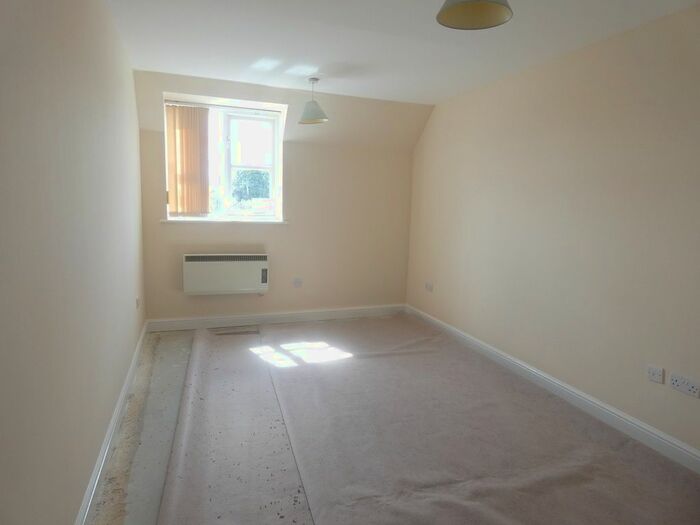 2 Bedroom Flat To Rent In Norwich Road, Thetford, IP24