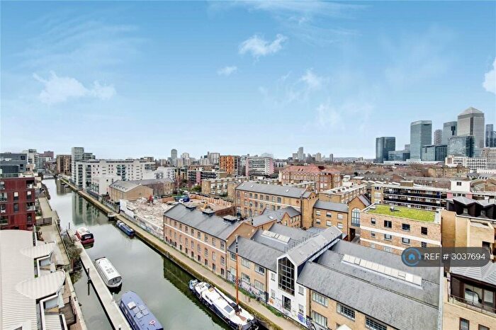 2 Bedroom Flat To Rent In Harley House, London, E14