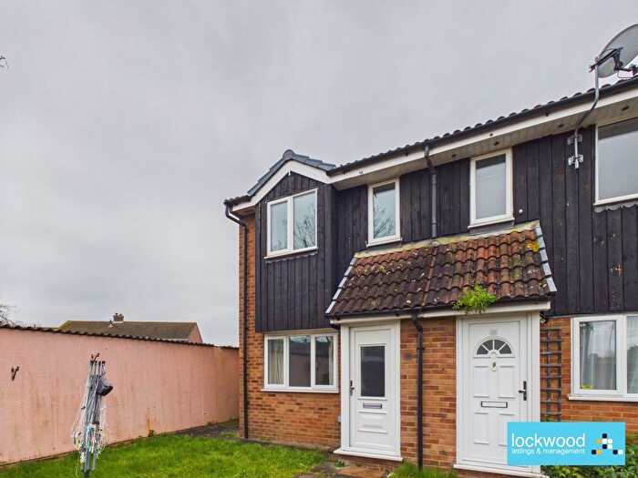 1 Bedroom Terraced House To Rent In Pippins Court, Ashford, TW15