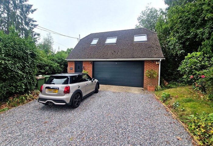 Studio To Rent In Long Lane, Bursledon, SO31