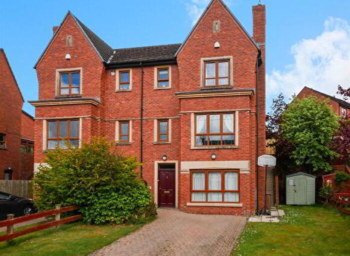 4 Bedroom Semi-Detached House For Sale In Brooke Hall, Belfast, BT8