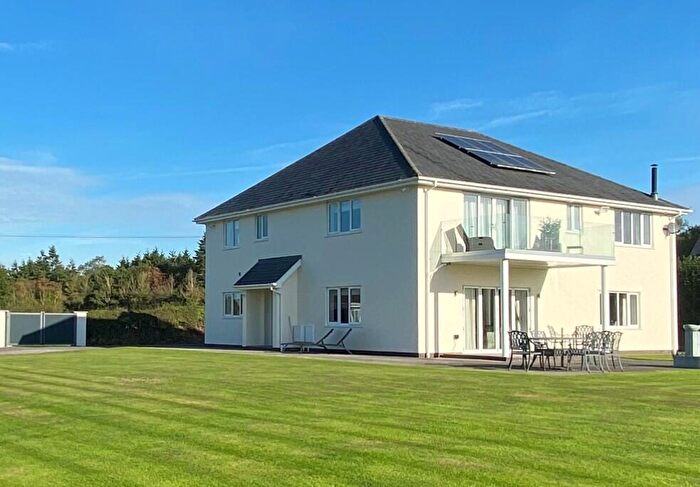4 Bedroom Detached House For Sale In Tiverton, Devon, EX16