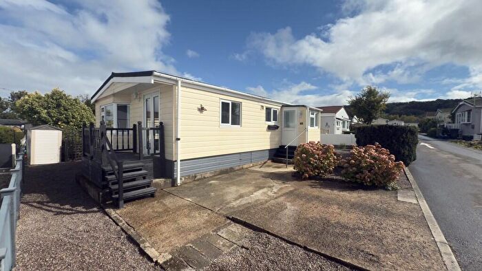 2 Bedroom Park Home For Sale In Summer Lane Park Homes, Banwell, BS29