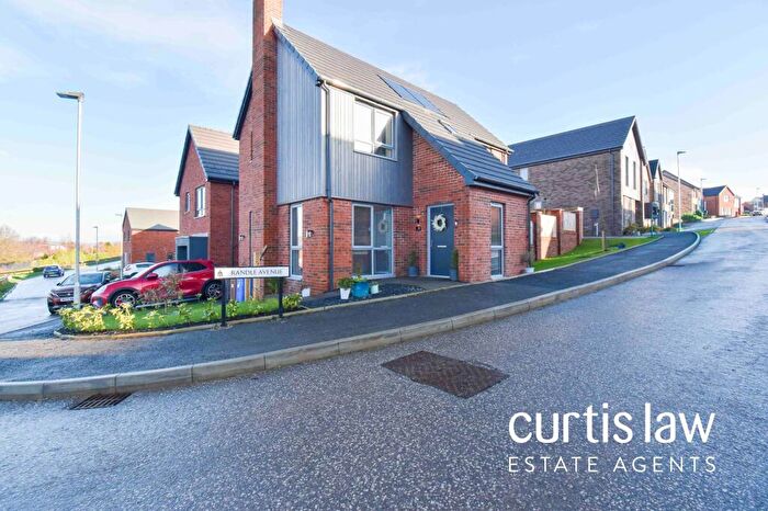 3 Bedroom Detached House For Sale In The Fallows, Blackburn, BB2