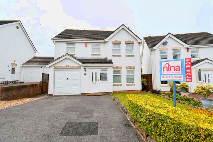 4 Bedroom Detached House For Sale In Westward Rise, Barry, CF62