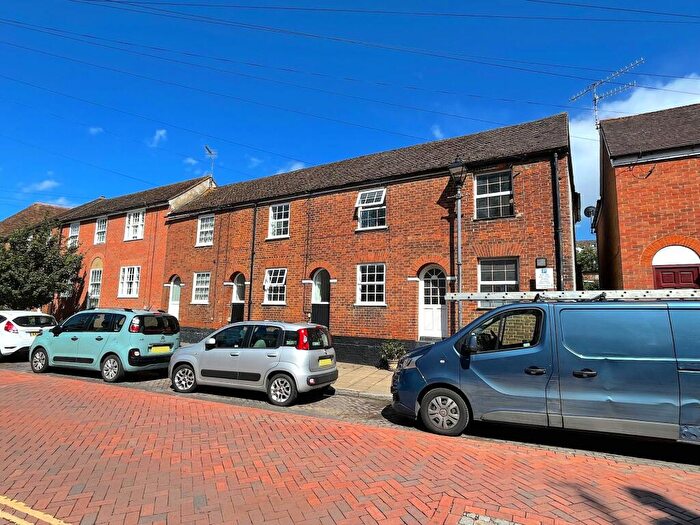 2 Bedroom Terraced House For Sale In Tanners Street, Faversham, ME13