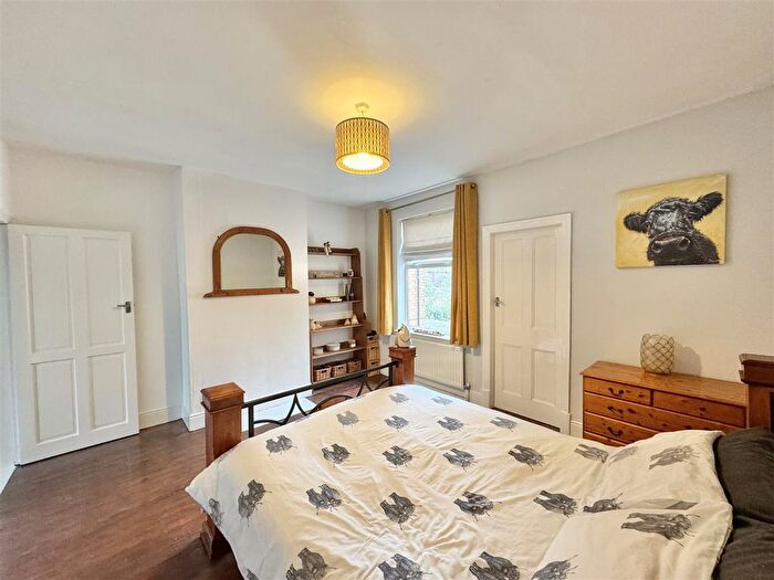 2 Bedroom Terraced House For Sale In Enderby Road, Whetstone, Leicester, LE8