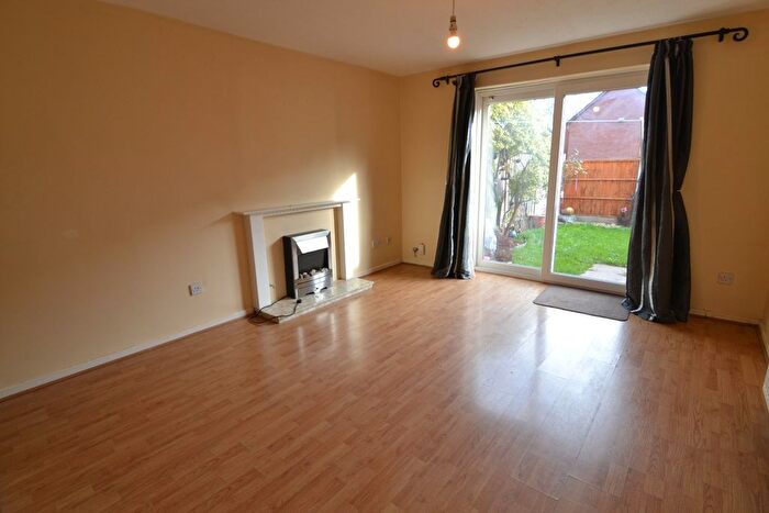 3 Bedroom Terraced House To Rent In Mount Pleasant, Bilston, WV14