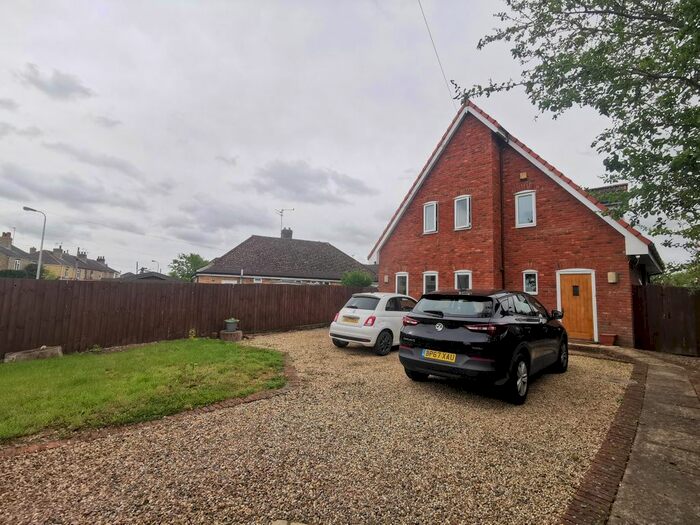 3 Bedroom Detached House To Rent In Clay Lake, Spalding, PE11