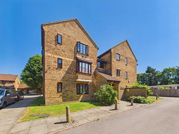 1 Bedroom Flat For Sale In Jasmin Close, Northwood, HA6