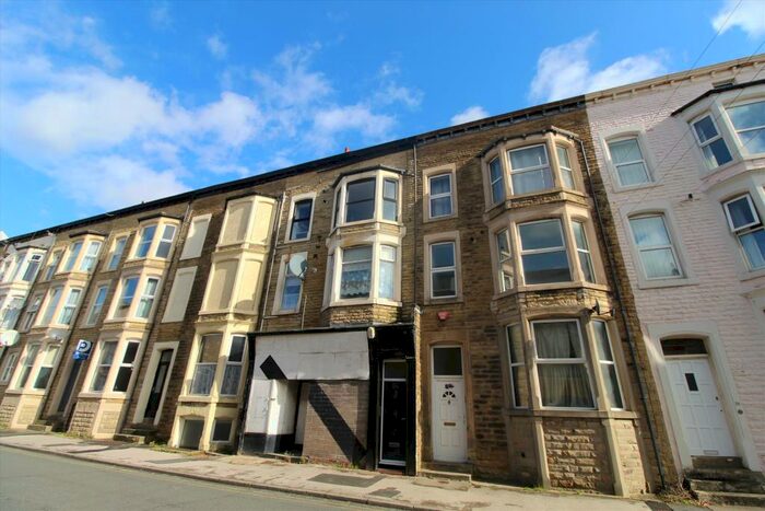 1 Bedroom Flat To Rent In A Alexandra Road, Morecambe, LA3