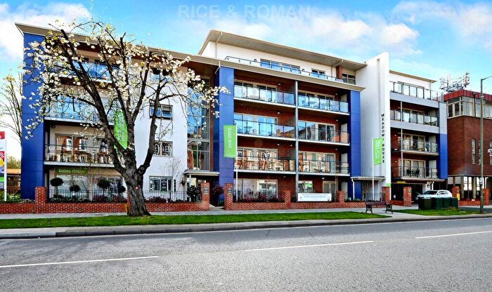 2 Bedroom Retirement Property To Rent In Meadows House, Walton On Thames, KT12