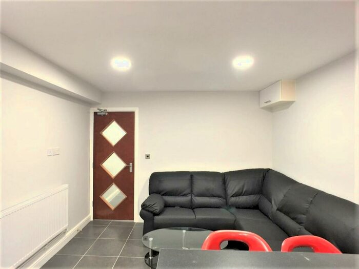 5 Bedroom Terraced House To Rent In Lime Avenue, Selly Oak, Birmingham, B29