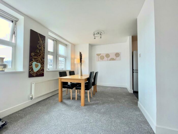 2 Bedroom Flat To Rent In Buchanan Street, Glasgow, G1