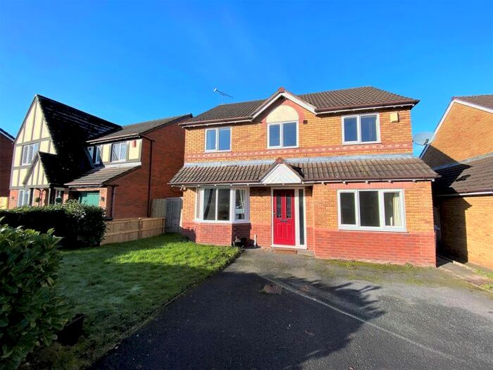4 Bedroom Detached House To Rent In Elm Drive, Holmes Chapel, Crewe, CW4