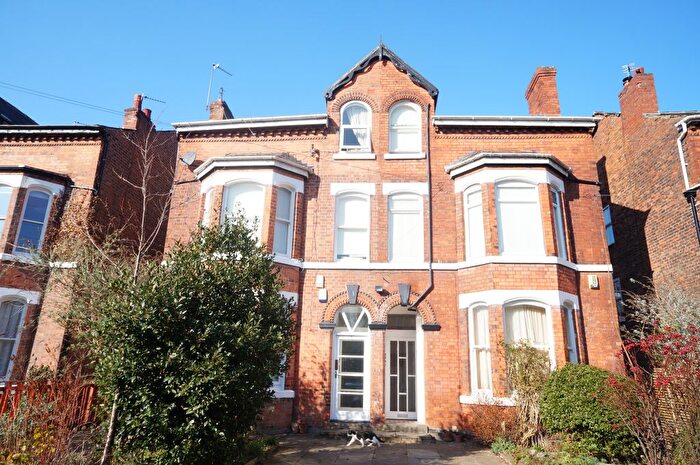 1 Bedroom Flat To Rent In Claremont Grove, Manchester, M20