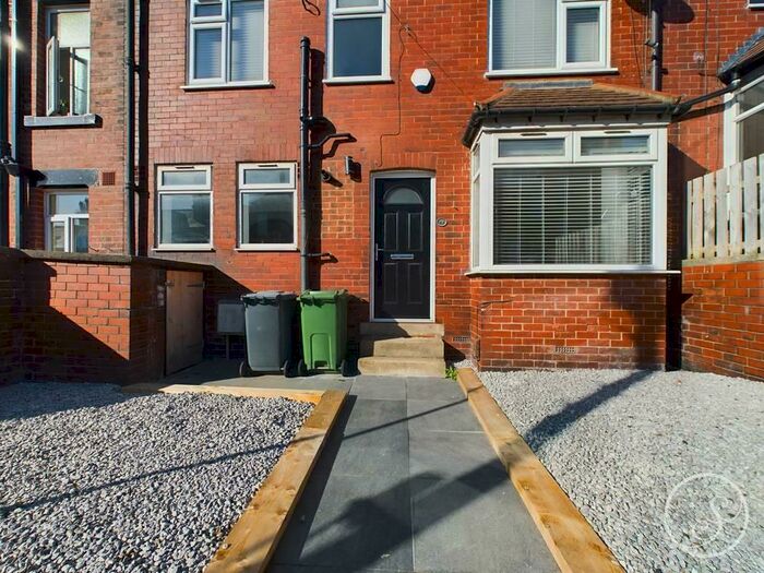 2 Bedroom Terraced House To Rent In Woodside Place, Burley, Leeds, LS4